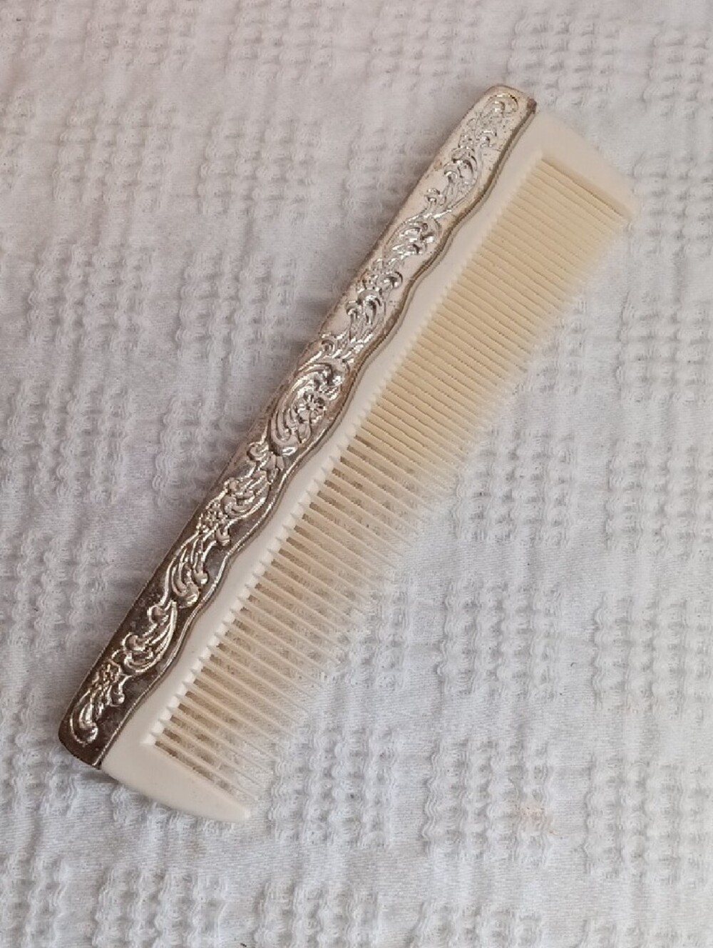 Ornate Silver Plate Vanity Set Mirror Brush & Comb Vintage Hong Kong - Picture 8 of 12